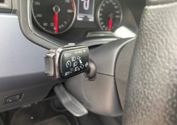 Seat Arona cena 59900 przebieg: 45900, rok produkcji 2019 z Poznań małe 137